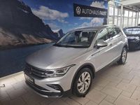 Gebraucht VW Tiguan Elegance 150 PS (110 kW) 2022 Silber metallic SUV