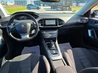 Gebraucht Peugeot 308 SW Allure 131 PS (96 kW) 2021 Grau Kombi
