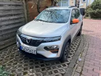 Usado Dacia Spring Comfort Plus 33 kW (45 CV) 2021 Plateado Utilitario