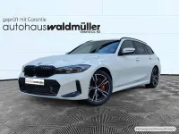 Gebraucht BMW 318 M Sport 156 PS (114 kW) 2023 Alpinweiss uni Kombi