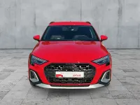 Gebraucht Audi A3 204 PS (150 kW) 2025 Progressivrot metallic Limousine