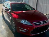 Gebraucht Ford Mondeo 140 PS (102 kW) 2013 Rot Kombi