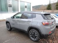 Gebraucht Jeep Compass 241 PS (177 kW) 2023 Stinggray clear coat (grau) SUV