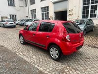 Gebraucht Dacia Sandero 75 PS (55 kW) 2009 Rot Limousine