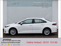Gebraucht Toyota Corolla Comfort 132 PS (97 kW) 2021 Schneeweiß Limousine
