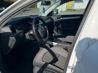 Gebraucht Audi A4 143 PS (105 kW) 2009 Weiß Limousine