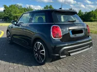Gebraucht Mini ONE 102 PS (75 kW) 2022 Schwarz Kleinwagen