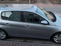 Gebraucht Peugeot 308 Active 131 PS (96 kW) 2018 Grau Limousine