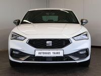 Second-hand Seat Leon FR 204 CP (150 kW) 2021 Alb Berlinǎ