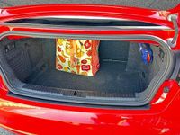 Gebraucht Audi A3 Cabriolet Ambiente 125 PS (91 kW) 2011 Rot Cabrio