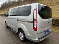 Gebraucht Ford Tourneo 155 PS (114 kW) 2015 Silber Van / Kleinbus