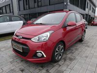Gebraucht Hyundai i10 Edition 87 PS (63 kW) 2014 Rot Kleinwagen
