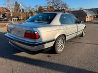 Gebraucht BMW 728 192 PS (141 kW) 1998 Silber Limousine