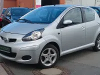 Gebraucht Toyota Aygo Cool 68 PS (50 kW) 2009 Silber Kleinwagen