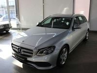 Gebraucht Mercedes E220 Avantgarde 194 PS (142 kW) 2018 Silber Kombi