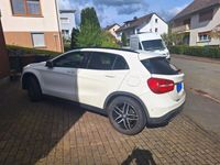 gebraucht Mercedes GLA200 Activity Edition Activity Edition