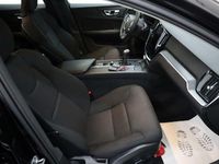Gebraucht Volvo V60 150 PS (110 kW) 2019 Schwarz Kombi