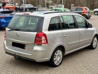 Gebraucht Opel Zafira 125 PS (91 kW) 2012 Silber Van / Kleinbus