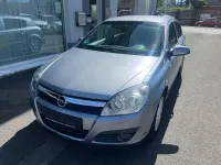 Usata Opel Astra Edition 105 CV (77 kW) 2006 Argento Berlina