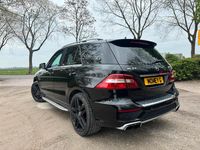 Gebraucht Mercedes ML63 AMG AMG 525 PS (386 kW) 2012 Schwarz SUV