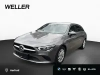 Gebraucht Mercedes CLA200 Progressive 150 PS (110 kW) 2023 Mountaingrau (grau) Coupé