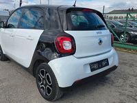 Gebraucht Smart ForFour Basis 90 PS (66 kW) 2015 Schwarz Kleinwagen