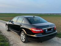 Gebraucht Mercedes E200 Avantgarde 184 PS (135 kW) 2011 Schwarz Limousine