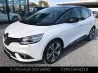 Gebraucht Renault Scénic Intens 132 PS (97 kW) 2016 Weiß Van / Kleinbus