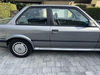 Second-hand BMW 325 231 CP (169 kW) 1987 Argintiu Berlinǎ
