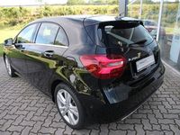 gebraucht Mercedes A200 d Urban Automatik LED Navi GJR Kamera Sitzh.