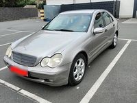 Gebraucht Mercedes C220 140 PS (102 kW) 2003 Grau Limousine