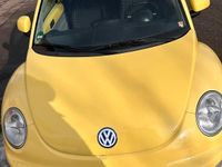 Usata VW Beetle 90 CV (66 kW) 2000 Giallo Utilitaria