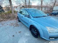 Gebraucht Ford Focus 101 PS (74 kW) 2005 Silber Kombi
