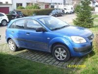 Gebraucht Kia Rio 97 PS (71 kW) 2009 Blau Limousine