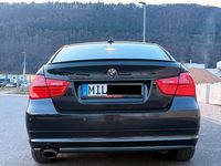 Gebraucht BMW 320 170 PS (125 kW) 2009 Schwarz Limousine