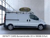 Gebraucht Opel Vivaro 114 PS (83 kW) 2012 Weiß Van / Kleinbus