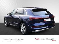 Gebraucht Audi e-tron Advanced Plus 300 kW (408 PS) 2023 Navarrablau metallic SUV