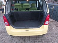 Gebraucht Opel Agila 58 PS (42 kW) 2002 Gelb Van / Kleinbus