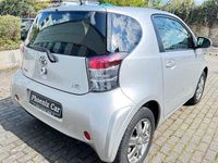 Gebraucht Toyota iQ 68 PS (50 kW) 2011 Weiß Kleinwagen