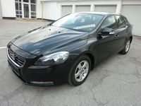 Gebraucht Volvo V40 Kinetic 114 PS (83 kW) 2012 Schwarz Kombi