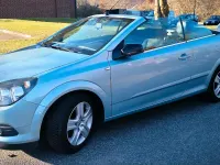 Gebraucht Opel Astra 140 PS (102 kW) 2009 Blau Cabrio
