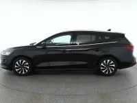 Gebraucht Ford Focus Titanium X 125 PS (91 kW) 2025 Agateblackmet. Kombi