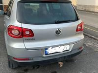 Gebraucht VW Tiguan 140 PS (102 kW) 2010 Silber SUV