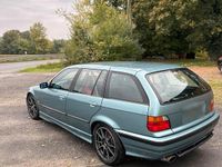 Gebraucht BMW 323 170 PS (125 kW) 1997 Grün Kombi