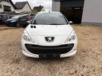 Gebraucht Peugeot 206+ 73 PS (53 kW) 2012 Weiß Kleinwagen