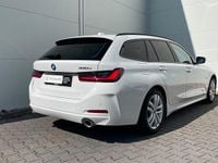Gebraucht BMW 330e Efficient Dynamics 292 PS (214 kW) 2022 Alpinweiß uni Kombi