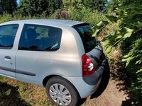 Gebraucht Renault Clio II Dynamique 98 PS (72 kW) 2004 Grau Kleinwagen