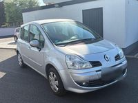 Usado Renault Modus 2011 Plateado Monovolumen