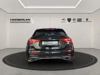 Gebraucht Mercedes A180 AMG line 136 PS (100 kW) 2019 Schwarz Limousine