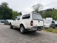 Gebraucht Nissan Navara 133 PS (97 kW) 2009 Weiß Pickup